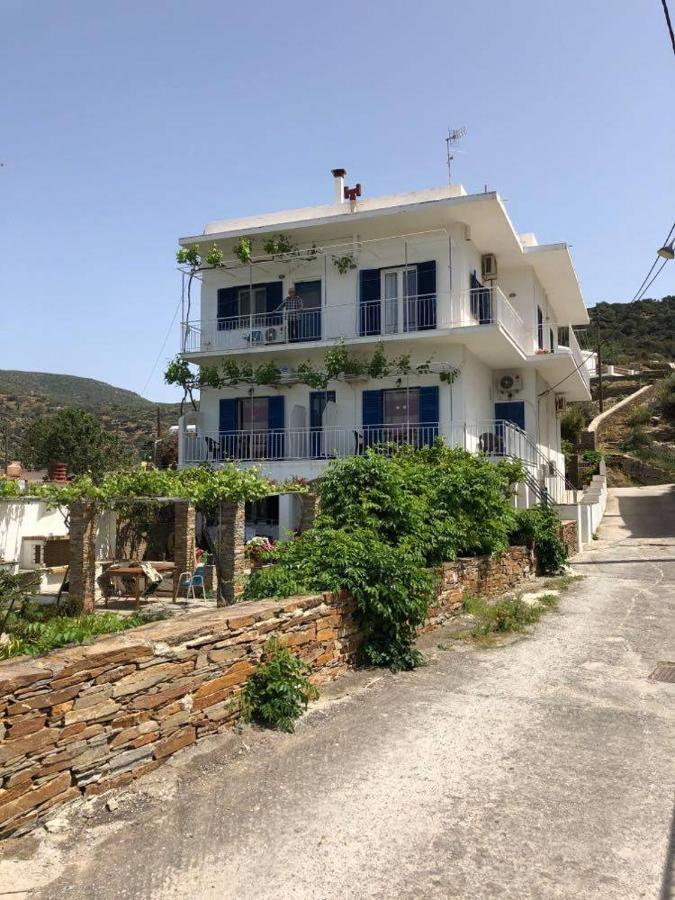 Villa Koula Баци Екстериор снимка
